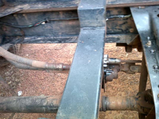 รถฮีโน่ 6 ล้อดั้ม FC4J 175 แรงม้า ปี 49  สนใจติดต่อ 081 - 6079515