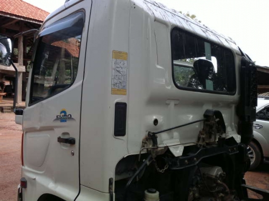 รถฮีโน่ 6 ล้อดั้ม FC4J 175 แรงม้า ปี 49  สนใจติดต่อ 081 - 6079515