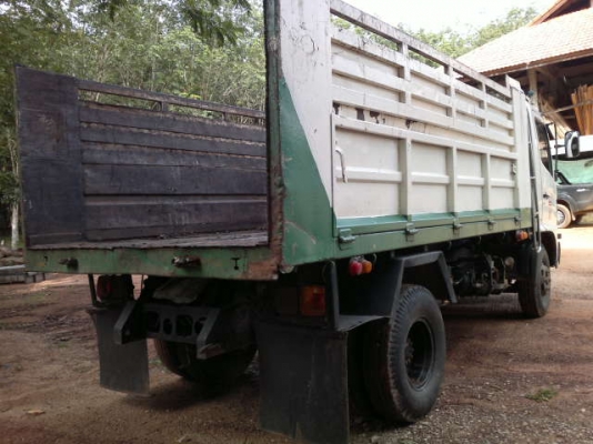 รถฮีโน่ 6 ล้อดั้ม FC4J 175 แรงม้า ปี 49  สนใจติดต่อ 081 - 6079515