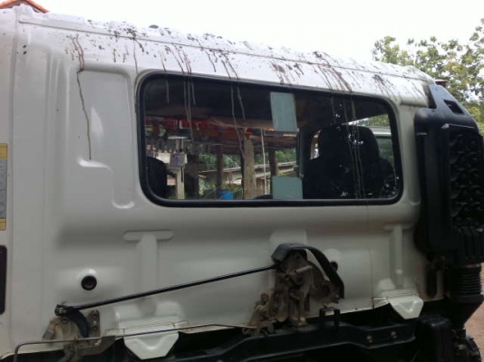 รถฮีโน่ 6 ล้อดั้ม FC4J 175 แรงม้า ปี 49  สนใจติดต่อ 081 - 6079515