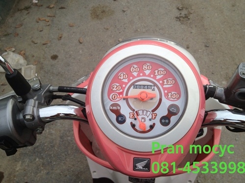ขายscoopy-iสีชมพูขาว ปี2555 ขายscoopy-iสีชมพูขาว ปี2555