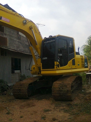 ขายดาวน์ แมคโคร KOMUSHU รุ่น 8 - 160 ขายดาวน์ แมคโคร KOMUSHU รุ่น 8 - 160