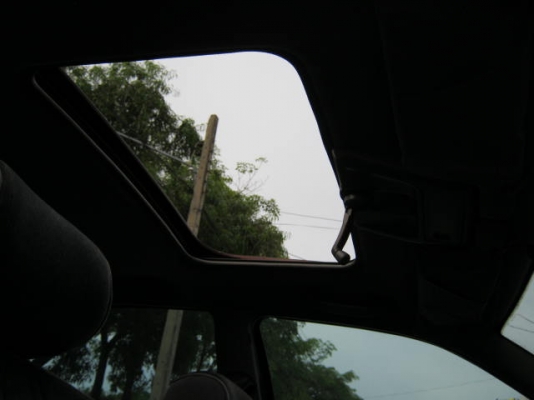 FORD, MONDEO วางเครื่องโตโยต้า1600หัวฉีดเกียร์ออโตประหยัดขับดี FORD, MONDEO วางเครื่องโตโยต้า1600หัวฉีดเกียร์ออโตประหยัดขับดี