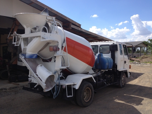 รถโม่ปูนISUZU FORWARD 175HP