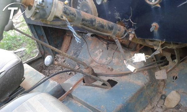 ขายรถจิ๊บหน้ากบเครื่องนิสสันSD22ดีเซลโฟร์วิล4x4ใช้ได้(ไม่มีทะเบียน))ขายตามสภาพ