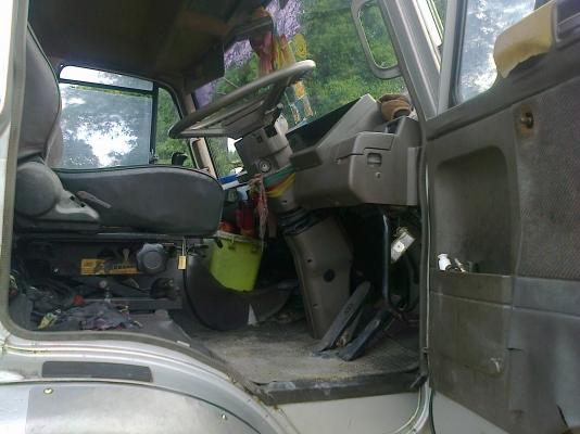 10ล้อหัวลากUD250แรง สวยมากเดิมๆ+หางพื้นเรียบPANUS 10ล้อหัวลากUD250แรง สวยมากเดิมๆ+หางพื้นเรียบPANUS