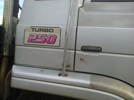 10ล้อหัวลากUD250แรง สวยมากเดิมๆ+หางพื้นเรียบPANUS 10ล้อหัวลากUD250แรง สวยมากเดิมๆ+หางพื้นเรียบPANUS