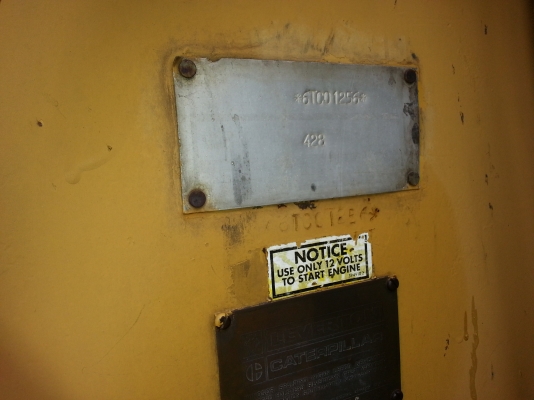 ขายด่วน รถตัหน้าขุดหลัง CAT 428 เพลาเดียว เอกสารเล่มทะเบียน