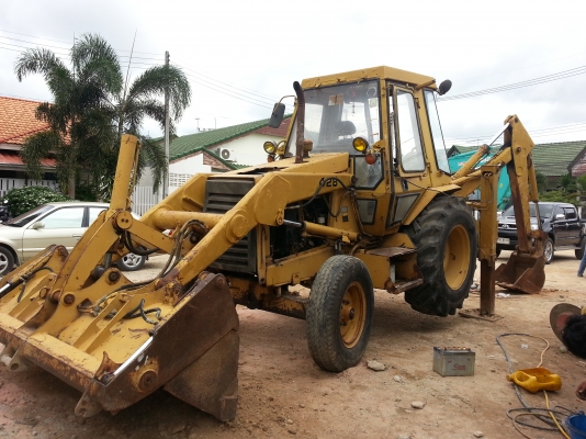 ขายด่วน รถตัหน้าขุดหลัง CAT 428 เพลาเดียว เอกสารเล่มทะเบียน