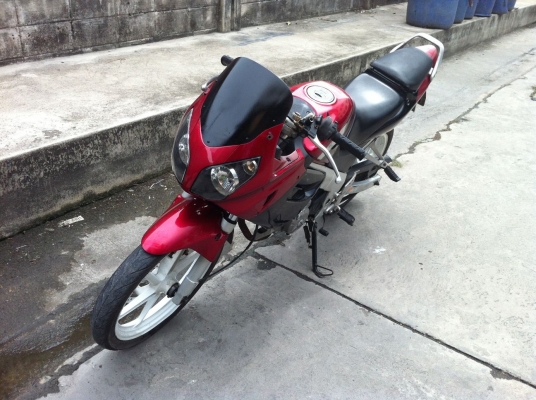 ขายCBR150Rคาร์บู ปี 2546ราคา 20,000บาท ลดได้ครับ!