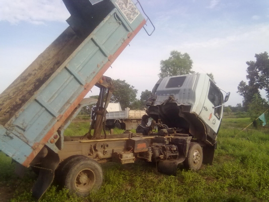 หกล้อดั้มHINO FC 4J ดั้มสามมิตรห้า้งแท้