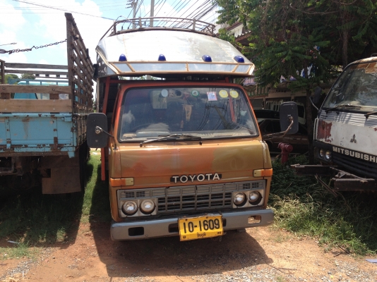 ขาย รถ6ล้อ โดยสาร TOYOTA ลดเหลือ135,000บาท