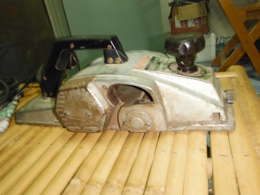 MAKITA 1804 กบ 5 นิ้ว ญี่ปุ่นแท้ได้มาเดิมๆ MAKITA 1804 กบ 5 นิ้ว ญี่ปุ่นแท้ได้มาเดิมๆ