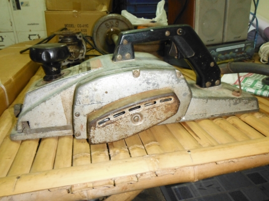 MAKITA 1804 กบ 5 นิ้ว ญี่ปุ่นแท้ได้มาเดิมๆ MAKITA 1804 กบ 5 นิ้ว ญี่ปุ่นแท้ได้มาเดิมๆ