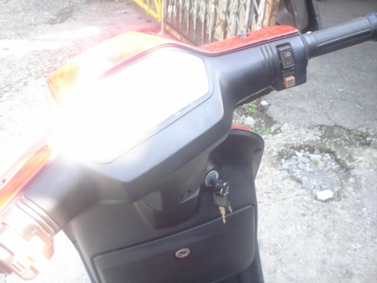 ป๊อบHONDAแดงหวานสภาพจบ เครื่องแรงๆ 4,800บาท ถูกสุดๆขอราคานี้