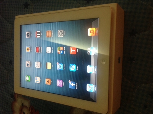 ไอแพด 32 ใส่ซิม มือสองสภาพพร้อมใช้งาน 13000 เท่านั้น ด่วนๆ