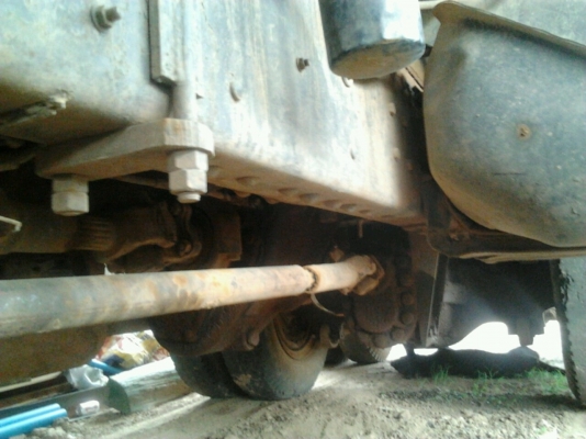 HINO F17 - 168 HP EH700 สิบล้อดั๊มพ์ 2 เพลา กระบะดั๊มพ์เหล็ก 12 ตันสภาพสวย เครื่องแน่นแรงดี ภายในเก๋งคอนโซลสวยครบ แอร์ พวงมาลัยเพาเวอร์ ช่วงล่างคัชซีสวยไม่มีบวม ยางสภาพดี 10 เส้นประมาณ 70\% พร้อมบรรทุกพร้อมใช้งาน เอกสารทะเบียนภาษีครบพร้อมโอน