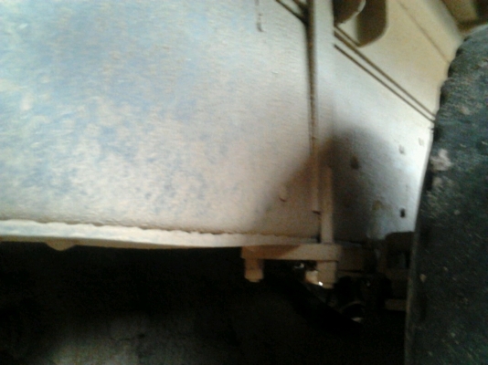 HINO F17 - 168 HP EH700 สิบล้อดั๊มพ์ 2 เพลา กระบะดั๊มพ์เหล็ก 12 ตันสภาพสวย เครื่องแน่นแรงดี ภายในเก๋งคอนโซลสวยครบ แอร์ พวงมาลัยเพาเวอร์ ช่วงล่างคัชซีสวยไม่มีบวม ยางสภาพดี 10 เส้นประมาณ 70\% พร้อมบรรทุกพร้อมใช้งาน เอกสารทะเบียนภาษีครบพร้อมโอน