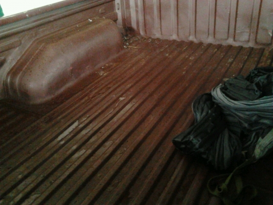 ISUZU TFR มังกรทอง SPACECAB 2.5 MT ปี 33 รถบ้านเดิมๆทั้งคันไม่มีชนหนัก ช่วงล่างแน่น ภายในเก๋งคอนโซลสวย แอร์เย็นจัด เครื่องแห้งแน่นดี กระบะไม่มีผุ คัชซีสวยไม่มีปะไม่มีผุ ยางสภาพดี 70\% พร้อมใช้งาน เอกสารทะเบียนภาษีครบพร้อมโอน ราคาต่อรองได้ครับ