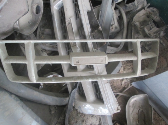 ขาย กระจังหน้าตัวนอก Dmax ตัวทำสี