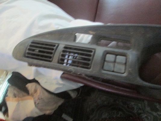 ขายแผงคอนโซลหน้ารถเก๋ง ไม่ระบุรุ่น