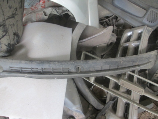 ขาย แผงจิ้งหรีด น่าจะเป็นของ TIGER น่ะ หรือไม่ก็ Dmax