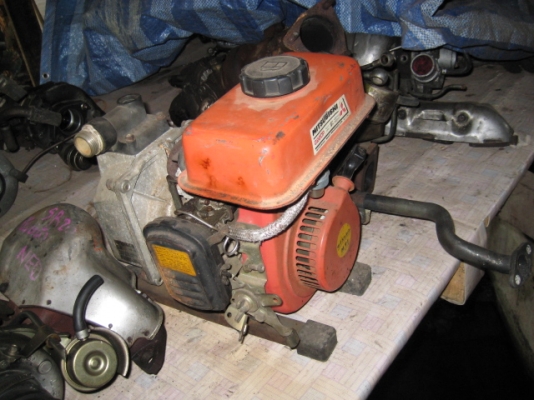 ขายปั้มน้ำติดเครื่องมิตซู4จังหวะ 3,500เก่าญี่ปุ่นครับ