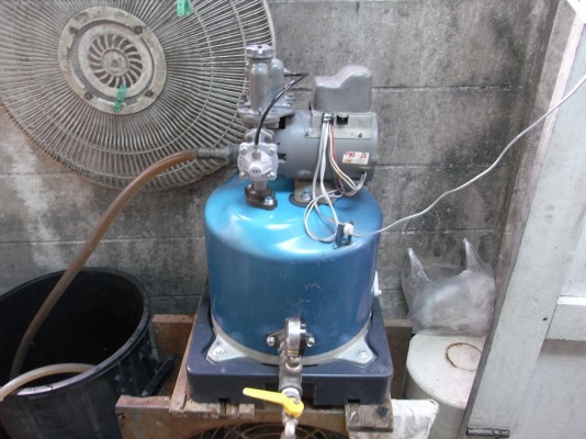 ขายปั้มน้ำ Hitachi(ITC) 250 W สภาพสวย พร้อมใช้งาน รับประกันคุณภาพ ดูประวัติขายผมได้ครับ