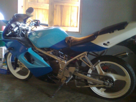 Re:  ขายKAWASAKI ZX150 สภาพเดิมๆ 28,0000