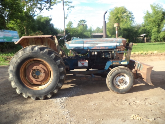 ขาย รถไถฟอร์ด พร้อมใช้งาน