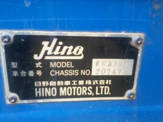 HINO FR 285 HP EP100 TURBO INTERCOOLER สิบล้อดั๊มพ์ 2 เพลา กระบะดั๊มพ์เหล็ก 12 ตันสภาพดี เครื่องแน่นแรงดี ภายในเก๋งคอนโซลสวยครบ แอร์เย็น พวงมาลัยเพาเวอร์ เบรคทริ๊ปฟี้ครบครัน ช่วงล่างคัชซีไม่แตกไม่บวม ยางสภาพดี 10 เส้นประมาณ 70\% พร้อมบรรทุกพร้อมใช้งาน เอกส
