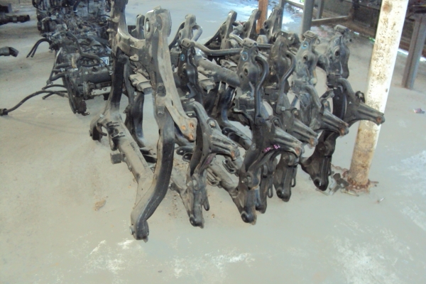 ขายคานรองเครื่อง Civic Dimension