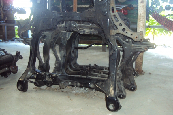 ขายคานรองเครื่อง Civic Dimension ขายคานรองเครื่อง Civic Dimension