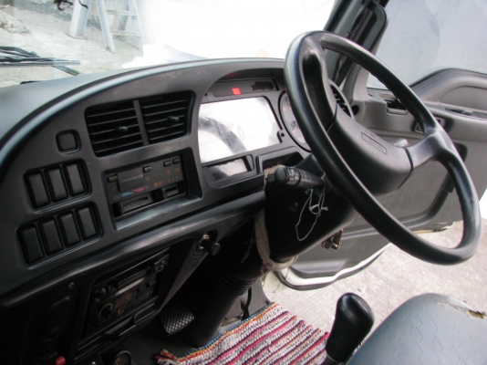 ขาย Isuzu 6 ล้อใหญ่ 200 แรงตู้ห้องเย็น พร้อมเครื่องทำความเย็น