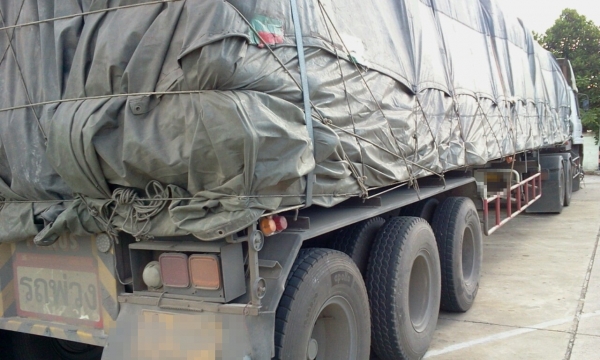 NISSAN DIESEL  22 ล้อ พร้อมหาง 3 เพลา จัดไฟแนนซ์ได้ 1,100,000 บาทค่ะ