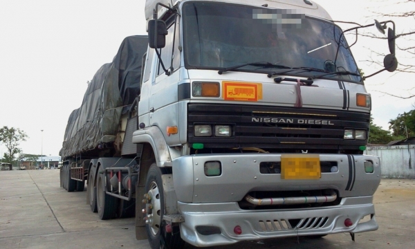 NISSAN DIESEL  22 ล้อ พร้อมหาง 3 เพลา จัดไฟแนนซ์ได้ 1,100,000 บาทค่ะ
