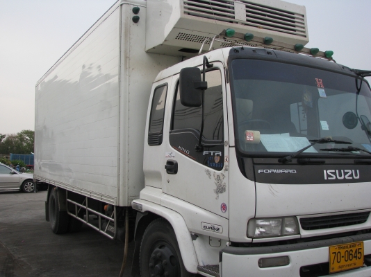 ขาย Isuzu EURO 2 ปี 48 เครื่องยนต์ FTR33M2  6 ล้อใหญ่ 200 แรง