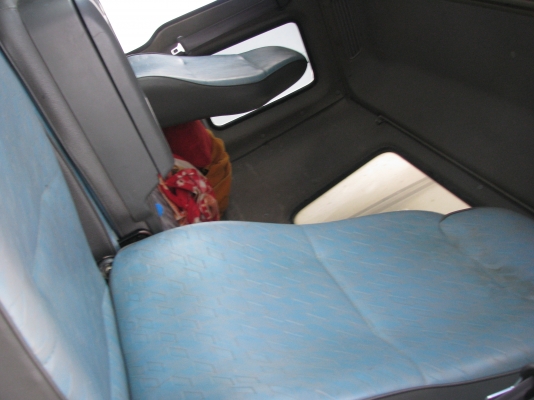 ขาย Isuzu EURO 2 ปี 48 เครื่องยนต์ FTR33M2  6 ล้อใหญ่ 200 แรง