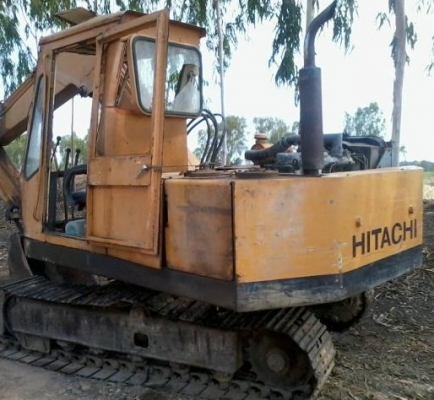 HITACHI PC 60-2 รถพร้อมทำงานได้เลยครับ เครื่องแน่นแรงดีไม่มีเยิ้ม ปั๊มเดิมๆทำงานดี ช่วงล่างแน่นโซ่บูทใบแทรกประมาณ 60\% พร้อมทำงานได้เลย เอกสารสัญญาซื้อขาย ราคาต่อรองได้นะครับ