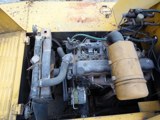 เจ้าของลดราคา  ลดราคาขาย รถบด 9 ล้อยาง Kawasaki KR20 สภาพสวยมาก