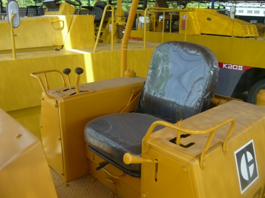 รถดันดิน Caterpillar D3 รถนอกนำเข้าจากญี่ปุ่น ยังไม่ผ่านการใช้งานในไทย100\% พร้อมลุยงาน เอกสารครบ จัดไฟแนนท์ได้