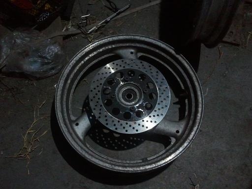 ขายล้อแม็ก 4สูบ 3ก้าน หน้า 3.00 หลัง 4.00 ครับ ขอบ17 หน้าหลัง ขายล้อแม็ก 4สูบ 3ก้าน หน้า 3.00 หลัง 4.00 ครับ ขอบ17 หน้าหลัง