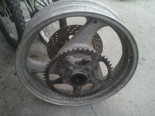 ขายล้อแม็ก 4สูบ 3ก้าน หน้า 3.00 หลัง 4.00 ครับ ขอบ17 หน้าหลัง ขายล้อแม็ก 4สูบ 3ก้าน หน้า 3.00 หลัง 4.00 ครับ ขอบ17 หน้าหลัง