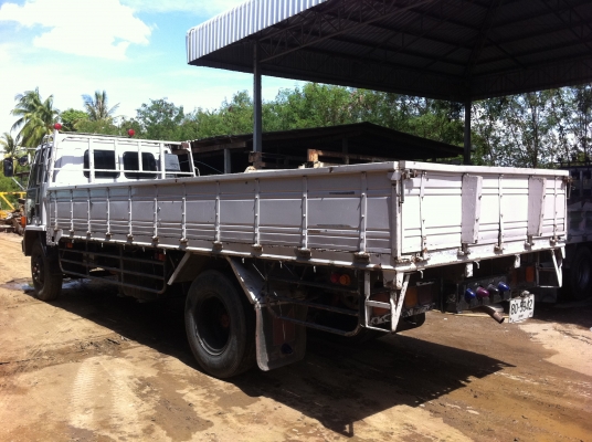 ขายรถบรรทุก 6 ล้อ ISUZU FRR กระบะคาร์โก้ เครื่อง 6BG1-175 แรงม้า ยางดี แอร์ เบรกทิฟฟี่ ทะเบียนพร้อมโอน