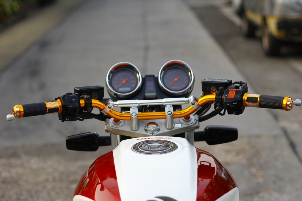 ขาย super 1300 สวยๆสักคัน  ทะเบียนแท้. โอนขนส่ง