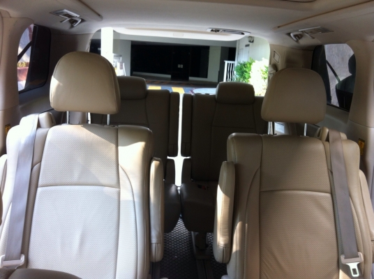 รถบ้านวิ่งน้อยขายด่วน.. Toyota Alphard 2.4 ปี2010