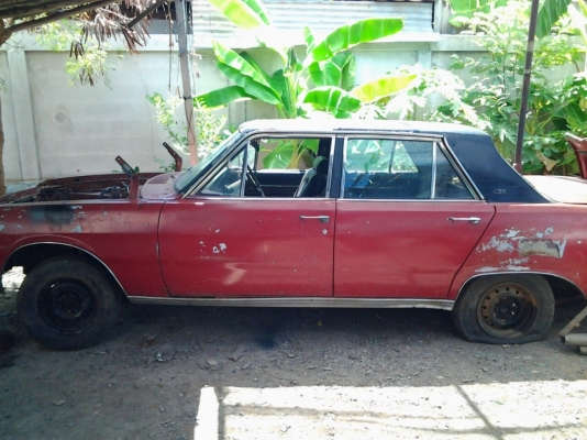 ขายรถเมกัน แวเลี้ยน สวยๆ แห้ง ไม่มีเครื่อง มีเล่ม ฝากระโปงมี 45000 0918759329