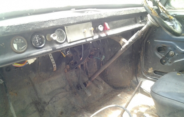 ขายรถเมกัน แวเลี้ยน สวยๆ แห้ง ไม่มีเครื่อง มีเล่ม ฝากระโปงมี 45000 0918759329