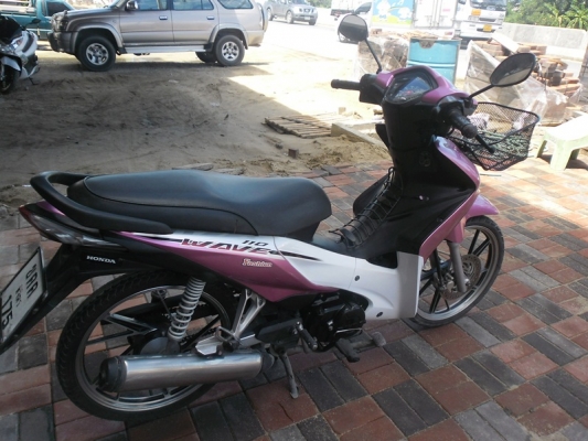 wave110iปี54รถบ้านมือเดียวเครื่องเดิมๆสีสวยล้อแม๊กภาษีไม่ขาด wave110iปี54รถบ้านมือเดียวเครื่องเดิมๆสีสวยล้อแม๊กภาษีไม่ขาด