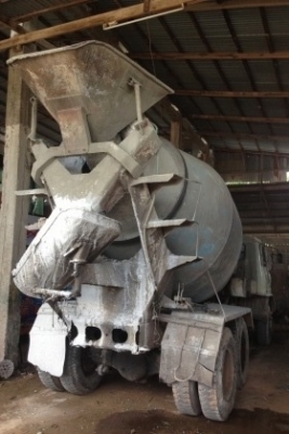 HINO F18 - 185 HP HO7C รถโม่ปูน สิบล้อ 2 เพลาสภาพดีพร้อมใช้งานได้เลย ช่วงล่างคัชซีสวยมากไม่มีบวม โม่ปูนแบบโซ่ไม่มีรั่วไม่มีซึ่ม เอกสารเล่มทะเบียนมีครบพร้อม ราคาต่อรองได้ครับ